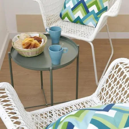 Portuguese Riviera Apartment *
